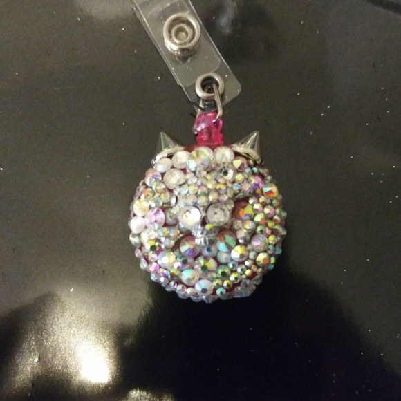 Bling Badge holder - Picture 8 of 8